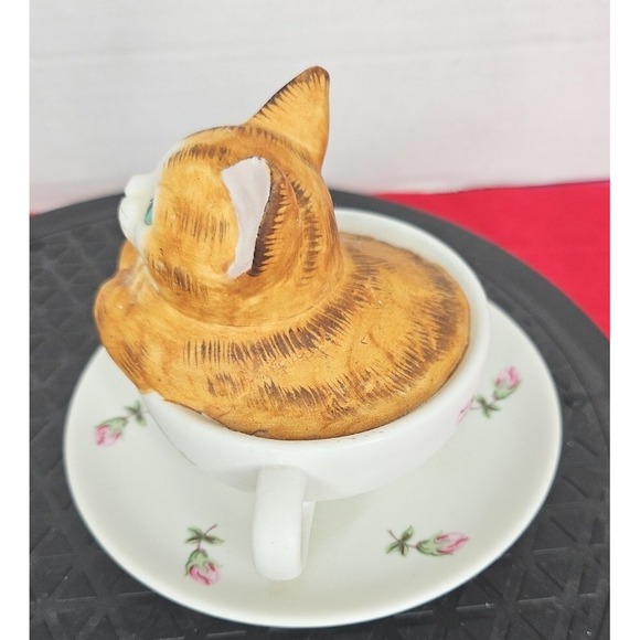 Vintage Mann Rotating Music Box Kitten in a Teacup 1986  Plays Cats Theme Works! - Picture 7 of 10